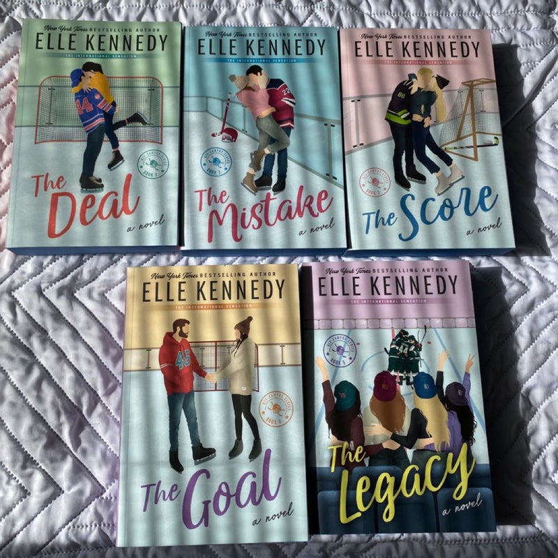  The Complete Off-Campus Series Special Edition Set