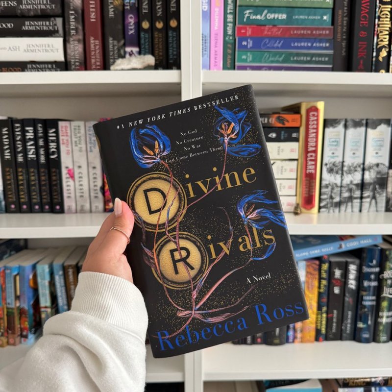Divine Rivals by Rebecca Ross, Hardcover | Pangobooks