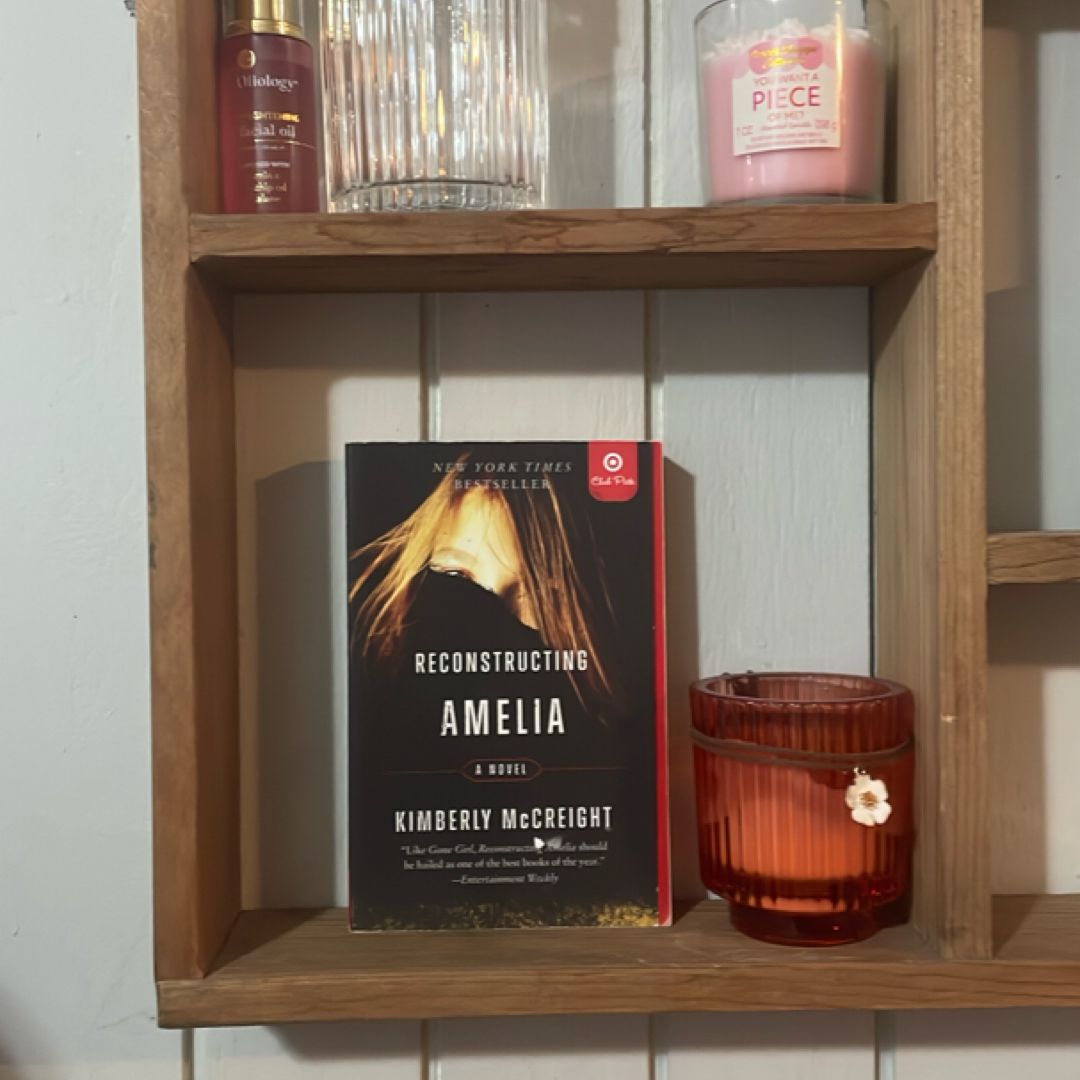 Reconstructing Amelia - Target Anniversary Edition