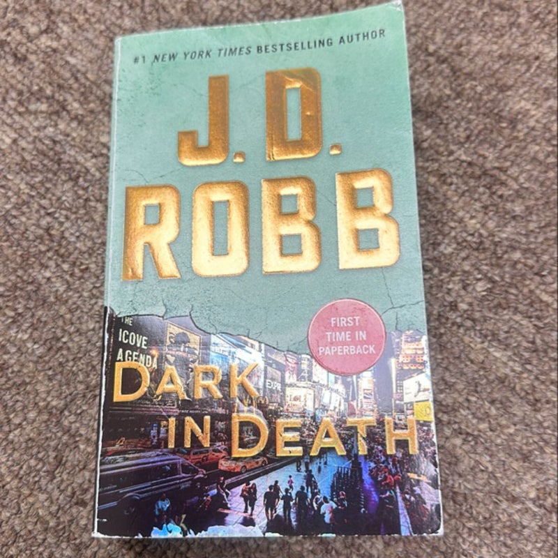 Dark in Death