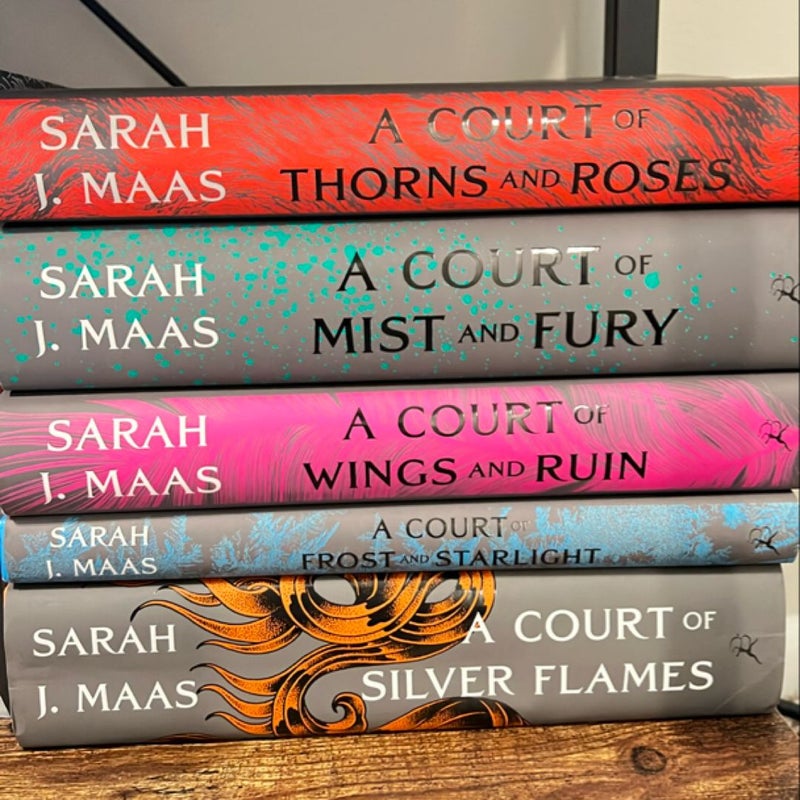 A Court of Thorn and Roses Books 1-4