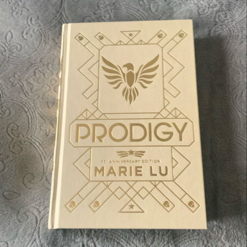 Fairyloot signed Legend 2024 Series