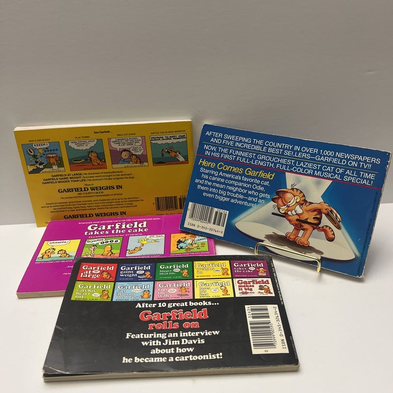 1980’s Garfield (4 Book) Bundle: Garfield Weighs In, Garfield Takes The Cake, Garfield Rolls On, & Here Comes Garfield) 