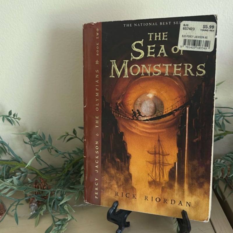 Percy Jackson and the Olympians, Book Two the Sea of Monsters (Percy Jackson and the Olympians, Book Two)