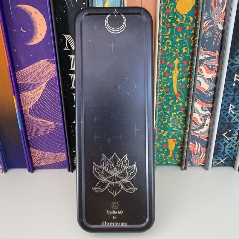 Illumicrate Song of Silver, Flame Like Night Bookmark Tin
