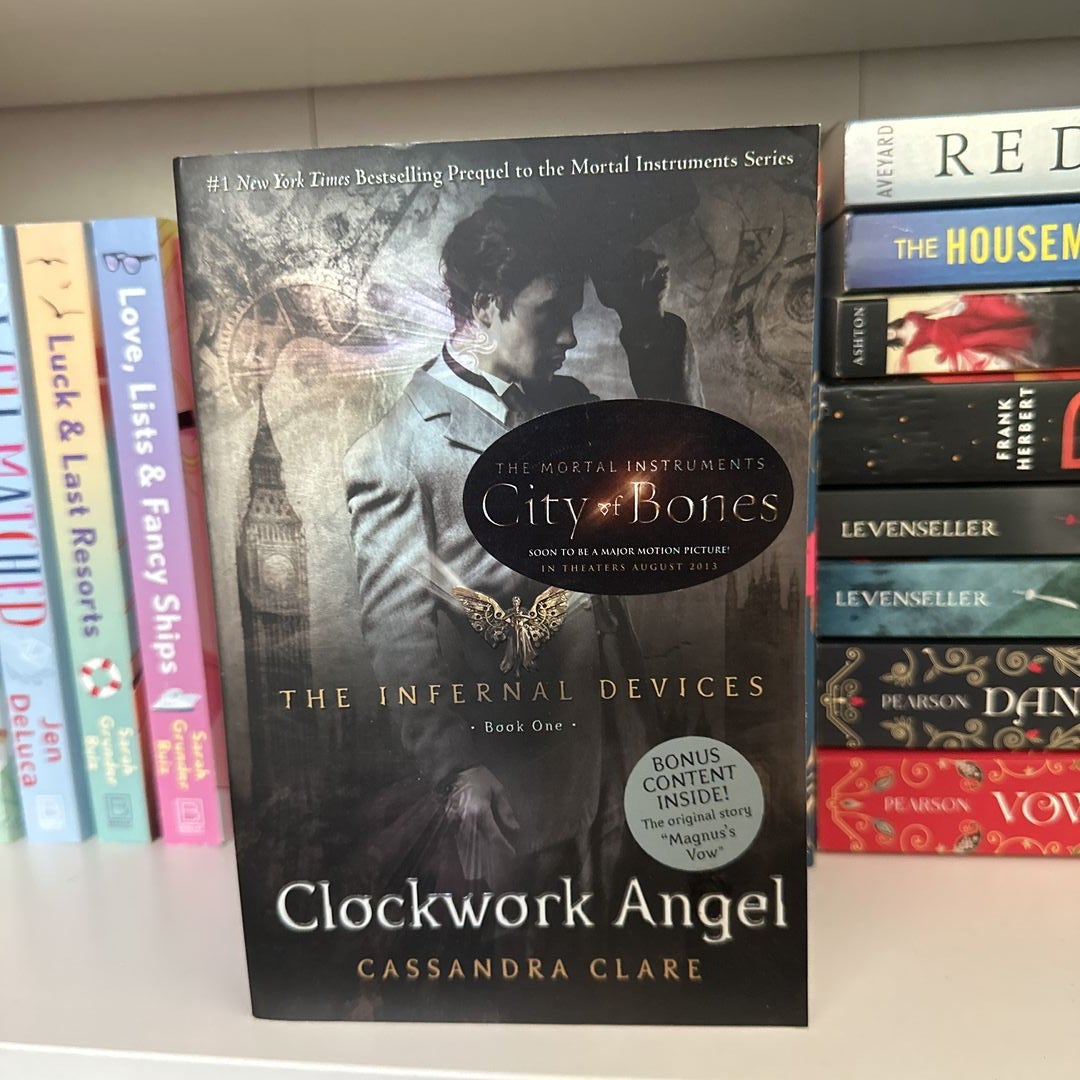 Clockwork Angel By Cassandra Clare, Paperback | Pangobooks