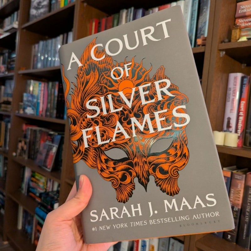 A Court of Silver Flames 1st/1st