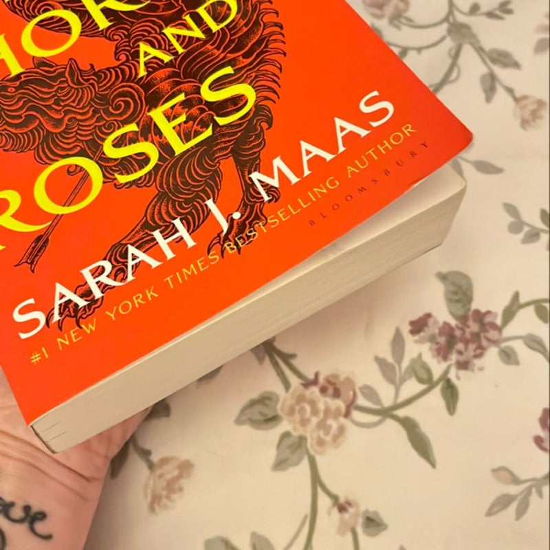 A Court of Thorns and Roses