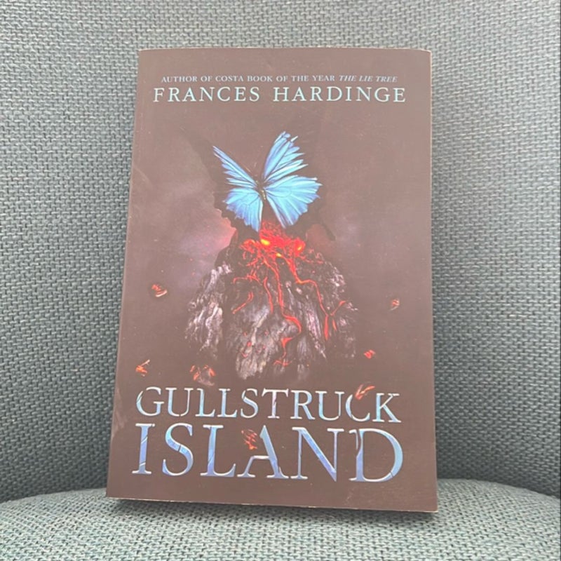 Gullstruck Island