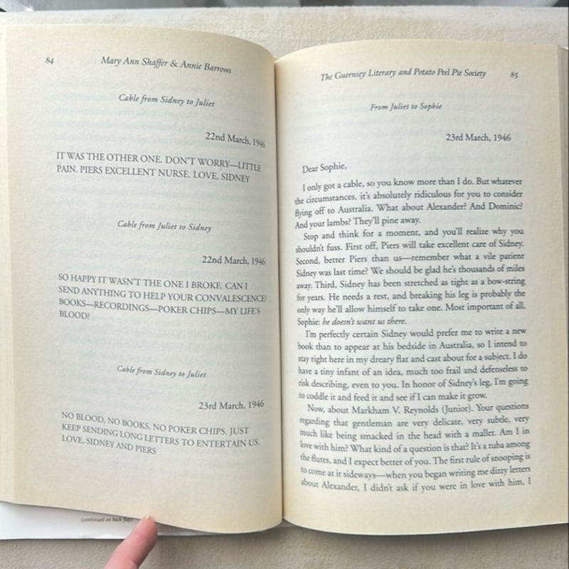 The Guernsey Literary and Potato Peel Pie Society