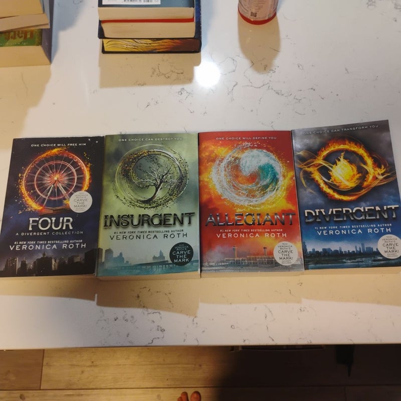 Divergent 