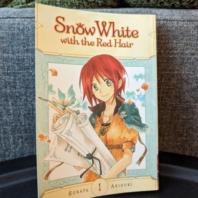 Snow White with the Red Hair, Vol. 1