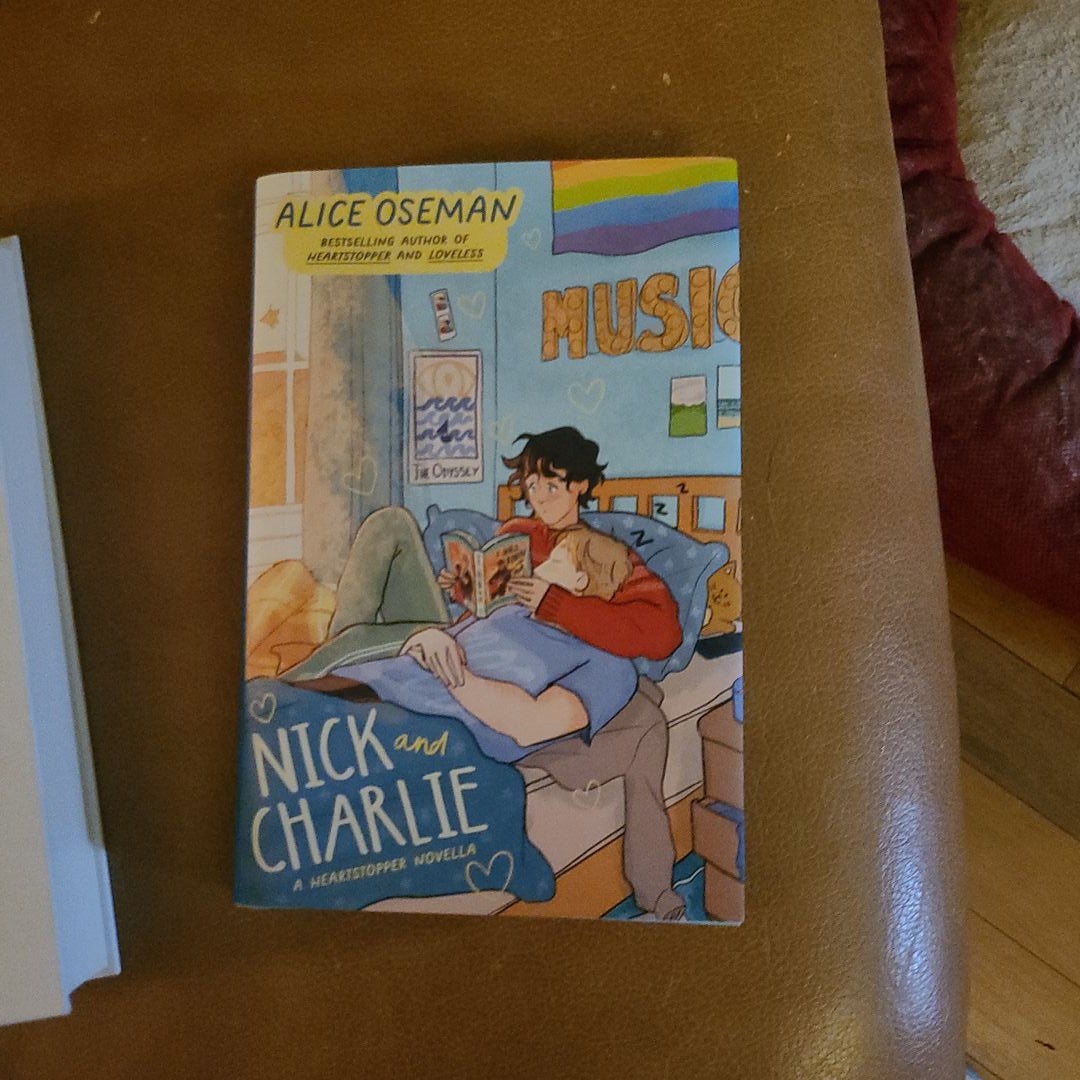  Nick and Charlie (Heartstopper): 9781338885101: Oseman, Alice:  Books
