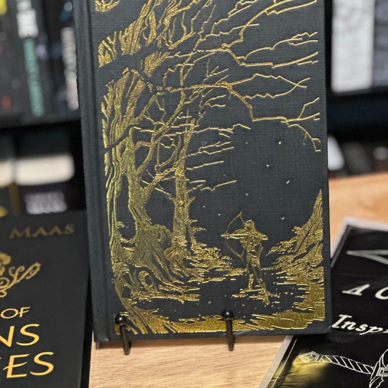 A Court of Thorns and Roses Collector's Edition