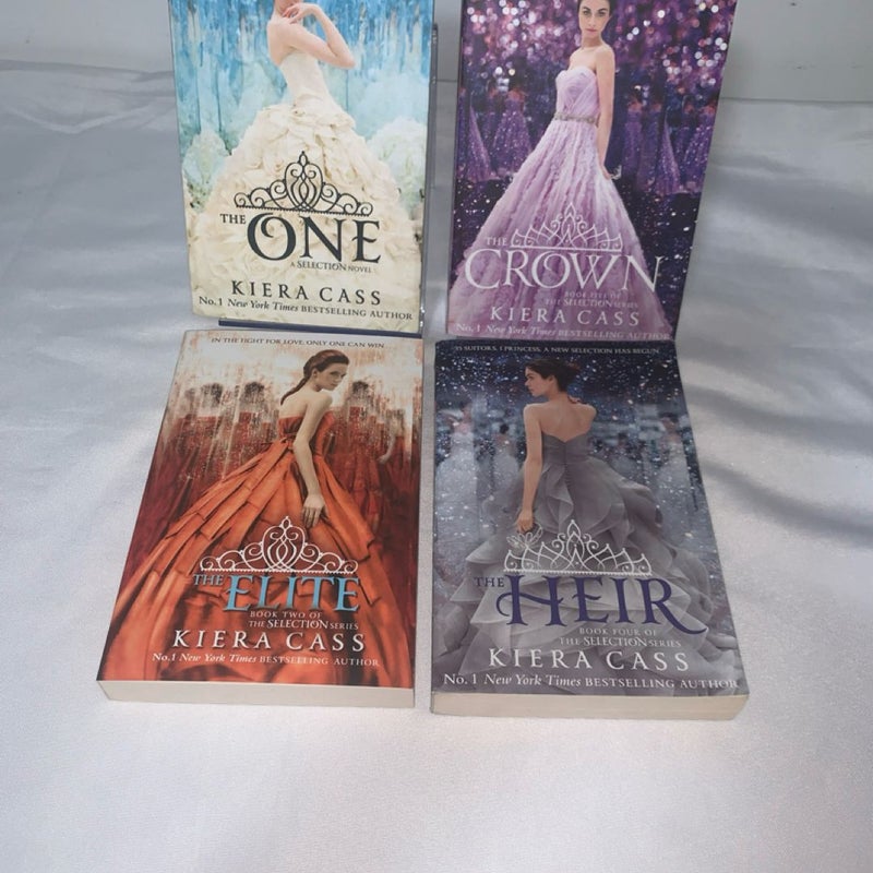 Lot of 4 A Selection Series First Published In The USA by Harperteens Kiera Cass