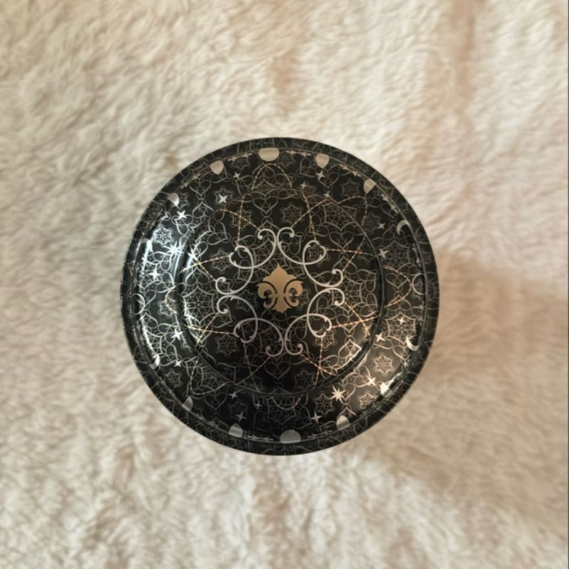 Serpent and Dove tea canister (FairyLoot exclusive)