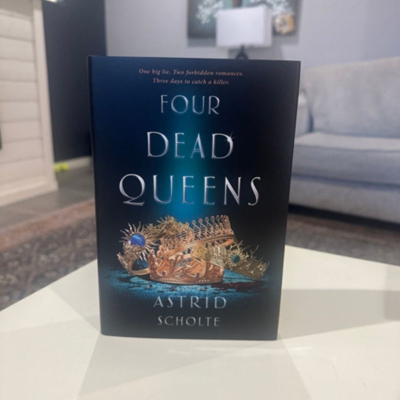 Four dead queens
