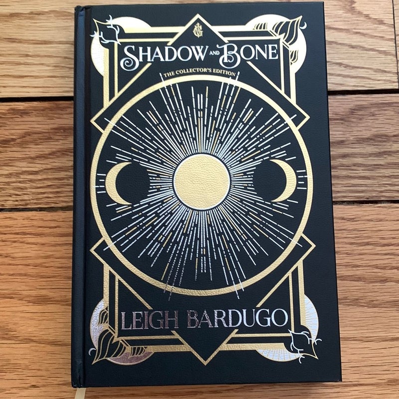 Shadow and Bone: the Collector's Edition