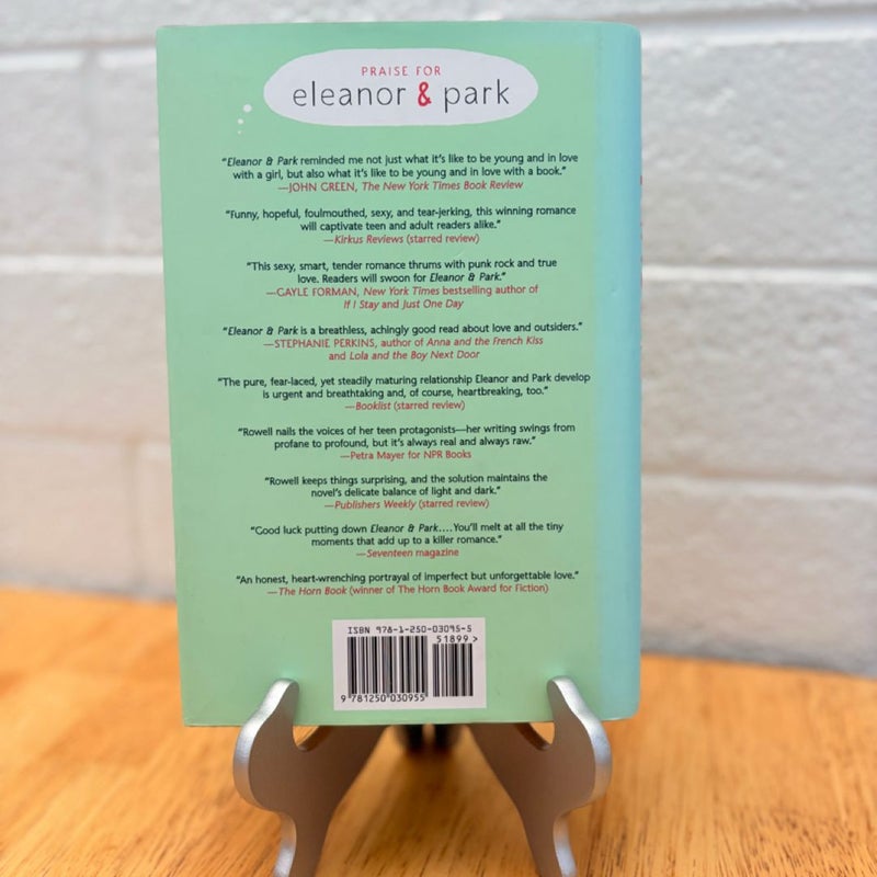 Fangirl (FIRST EDITION)