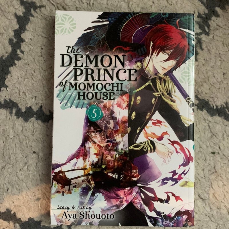 The Demon Prince of Momochi House, Vol. 5
