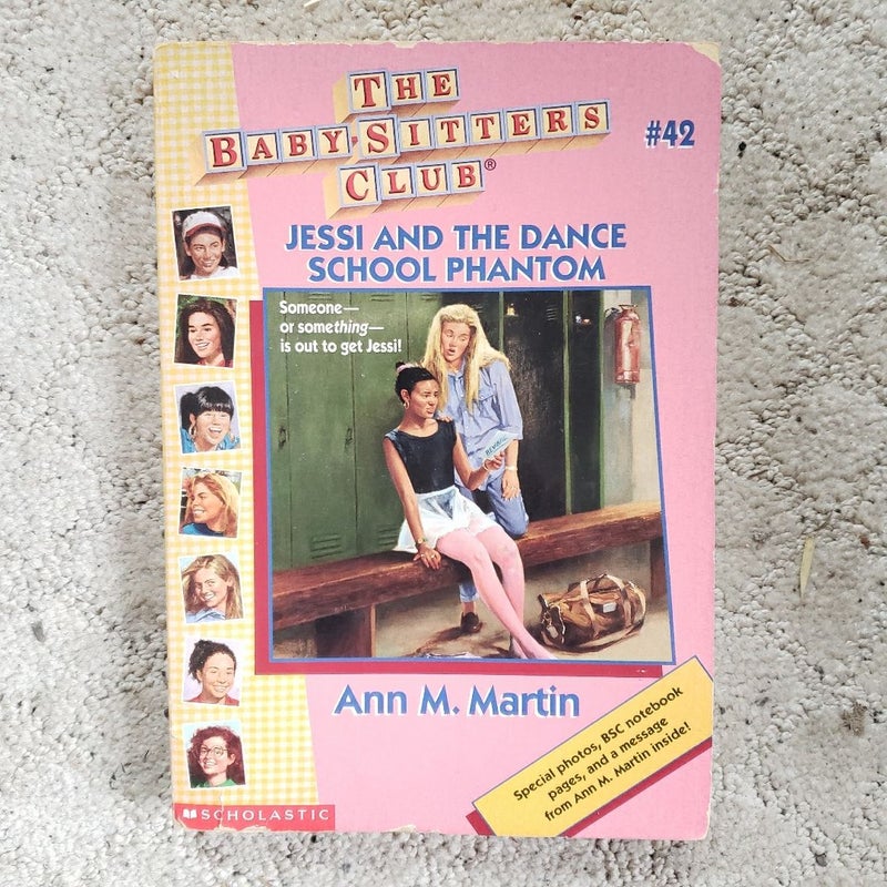 Jessi and the Dance School Phantom (The Baby-Sitter's Club book 42) 