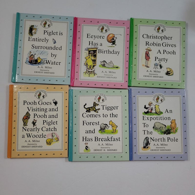 Set of 6 Winnie the Pooh Little Books