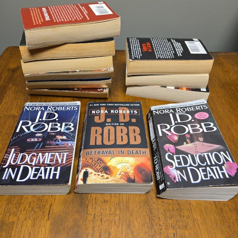 J.D. Robb / In Death Bundle