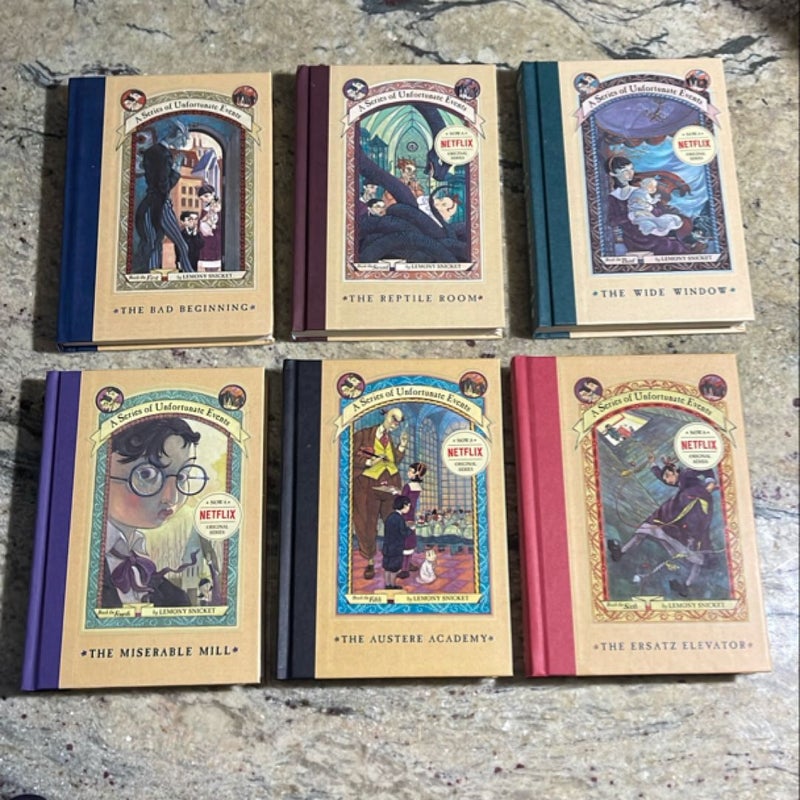 A Series of Unfortunate Events Box: the Complete Wreck (Books 1-13)