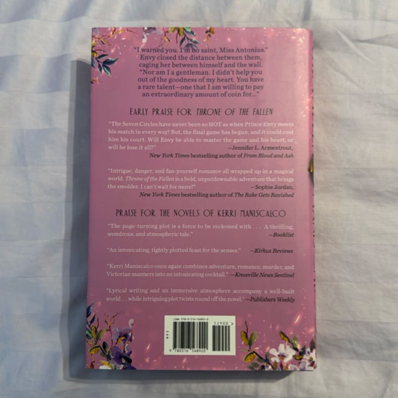 Throne of the Fallen *Barnes & Noble Exclusive edition 