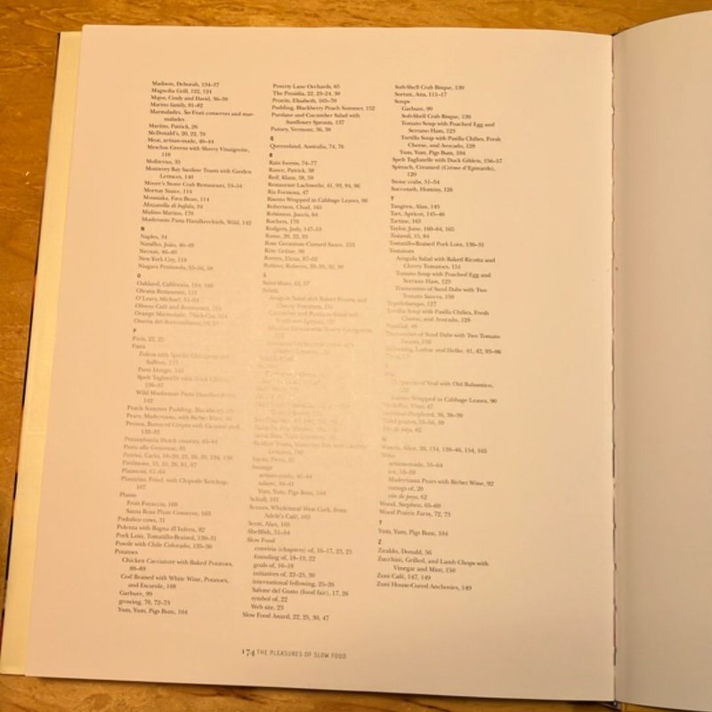 The Pleasures of Slow Food by Corby Kummer, Susie Cushner, Eric Schlosser