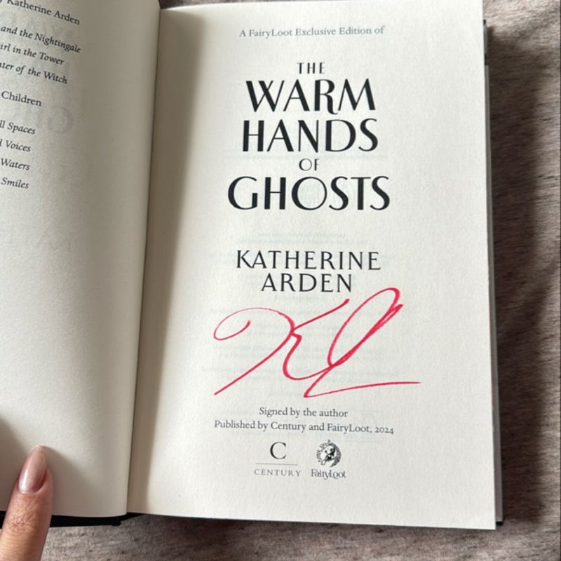 The warm hands of ghosts fairyloot edition signed