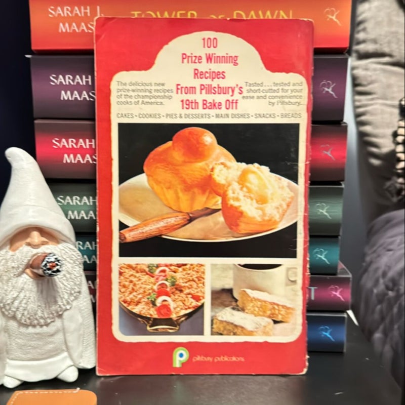 Pillsbury bake off cookbook from 1969