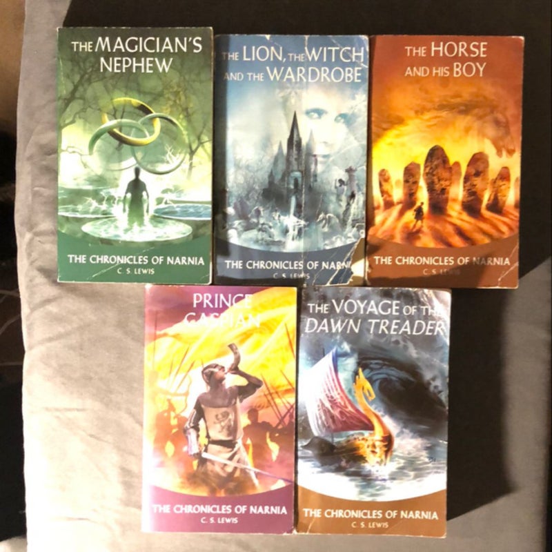 Chronicles of Narnia Bundle (Books 1-5)