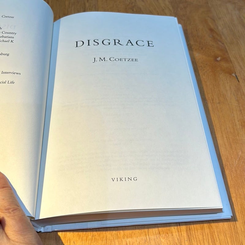 1999 1st US Ed /1st * Disgrace