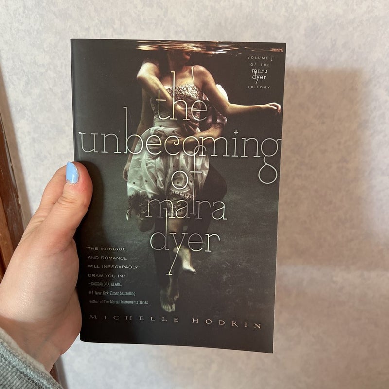 The Unbecoming of Mara Dyer