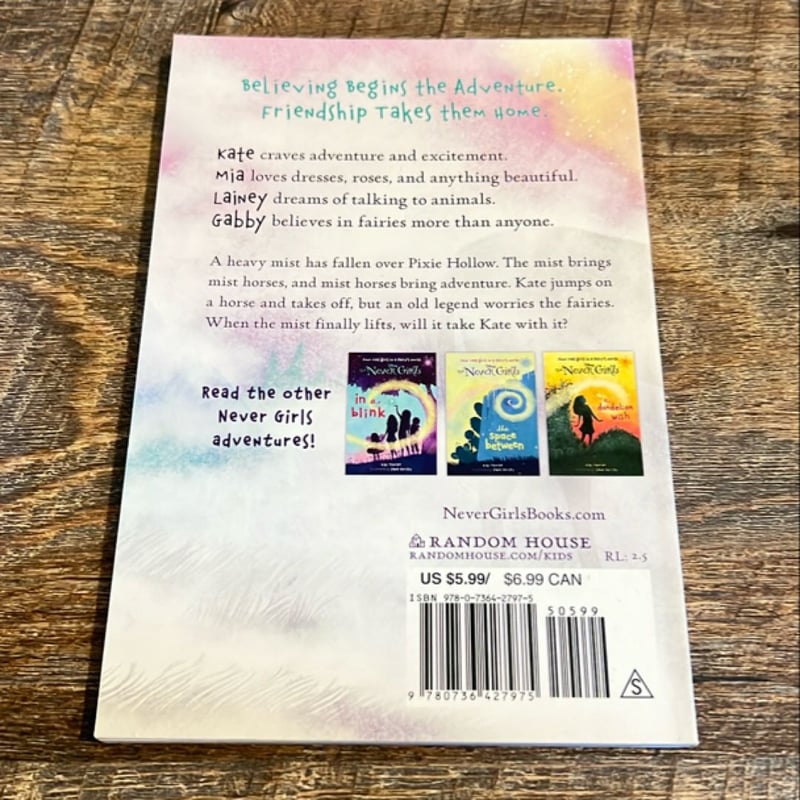 Never Girls #4: from the Mist (Disney: the Never Girls)