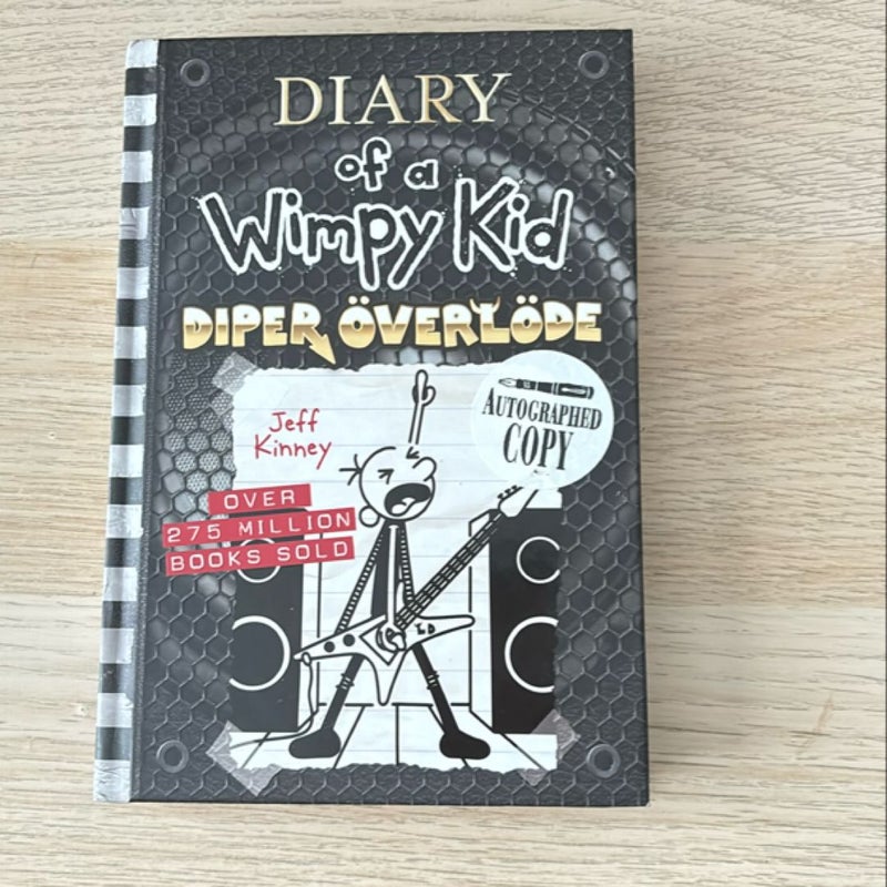 Diper Överlöde (Diary of a Wimpy Kid Book 17) -Autographed copy