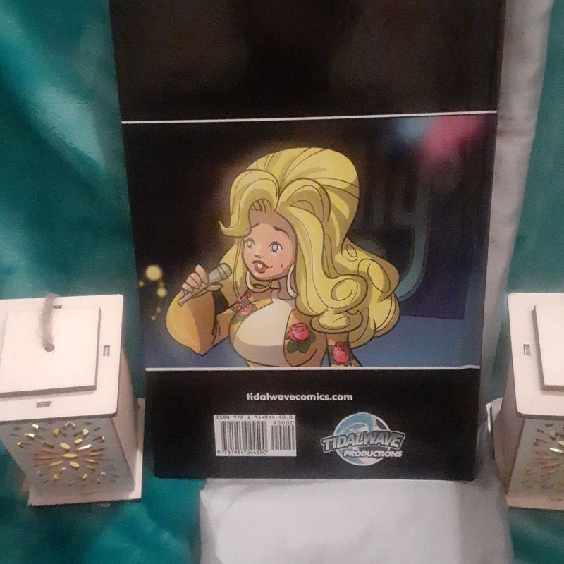 Female Dorce: Dolly Parton Hard Cover