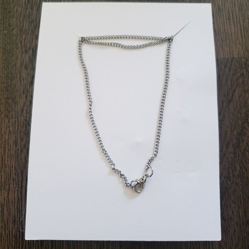 Fairyloot: Snow Oak Pendant