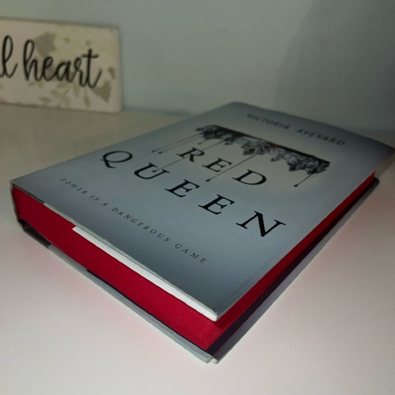 Red Queen Sprayed Edges