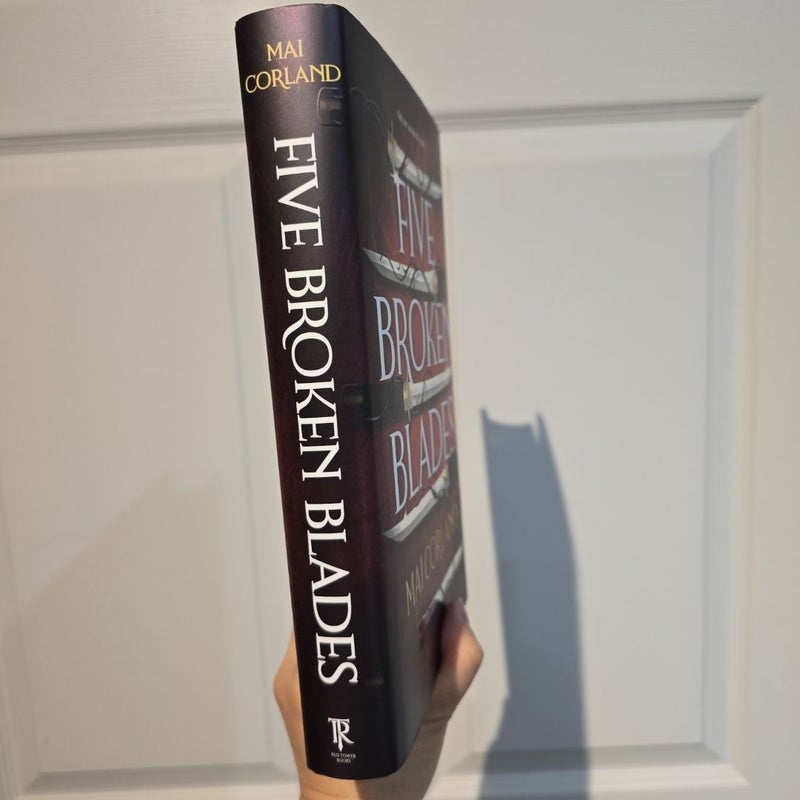 Five Broken Blades (Deluxe Limited Edition)