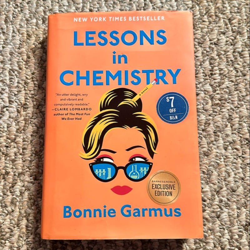 Lessons in Chemistry Barnes & Noble (B&N) Exclusive Edition - Hardcover - Sprayed pages