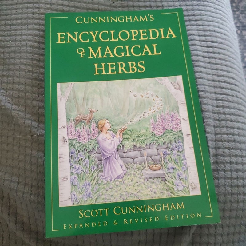 Cunningham's Encyclopedia of Magical Herbs