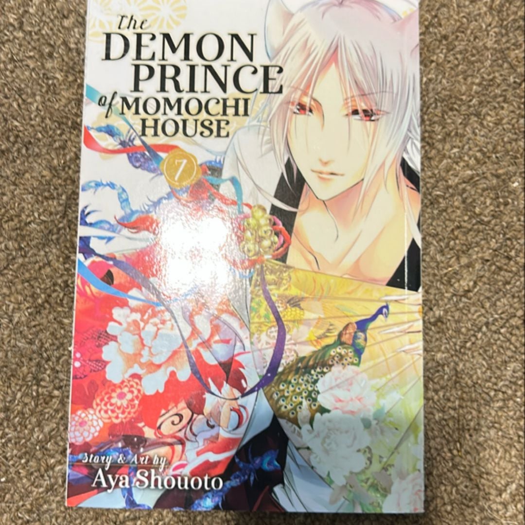 The Demon Prince of Momochi House, Vol. 7