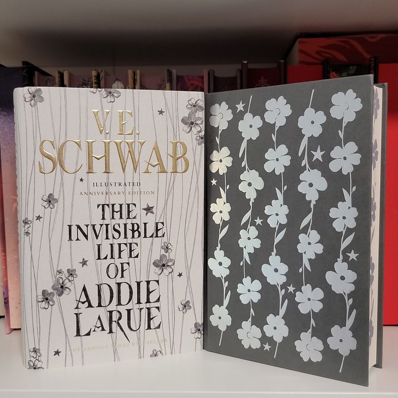 V. E. Schwab Special Edition Bundle