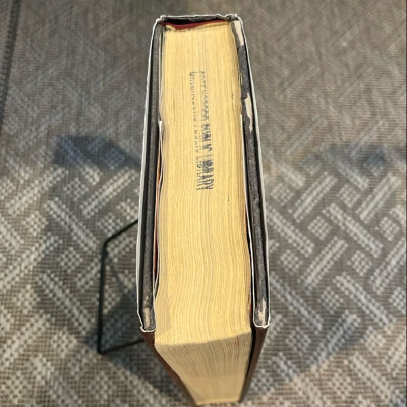 Crown of Midnight OOP HARDCOVER