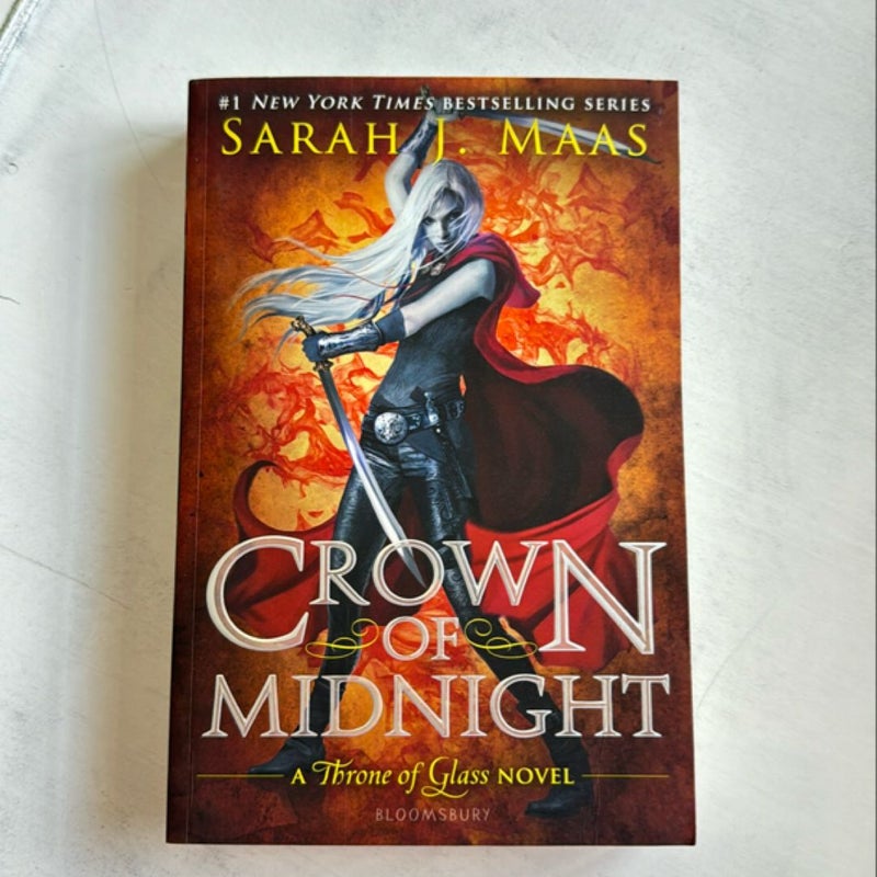 OOP Crown of Midnight