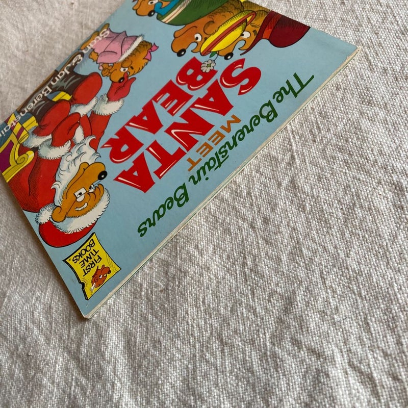 The Berenstain Bears Meet Santa Bear