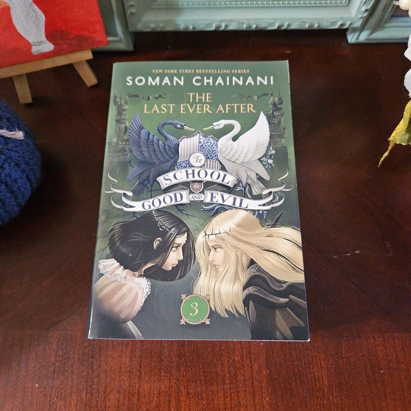 The School for Good and Evil: the Complete 6-Book Box Set