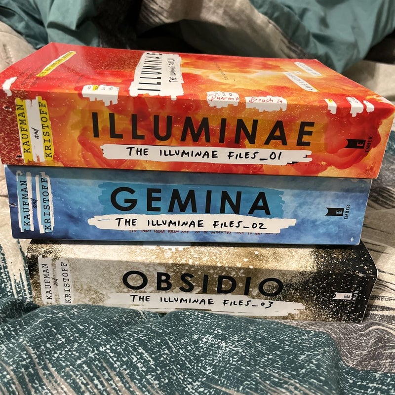 Illuminae 3 book series bundle